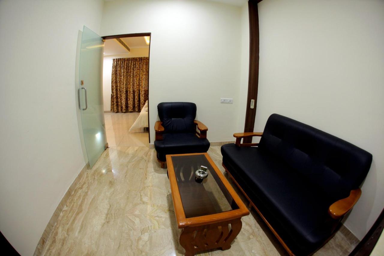 ホテル Rathna Residency セーラム エクステリア 写真